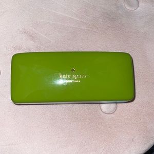 Brand new Kate spade case with cloth